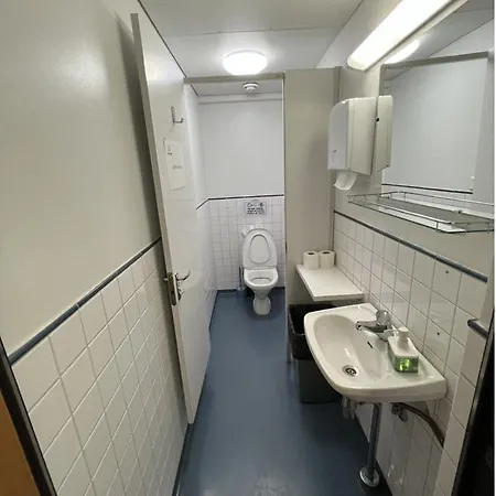Hostel Hmi Smart Group 247 *